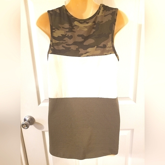 Stella Tweed Tank Top - Picture 2 of 3